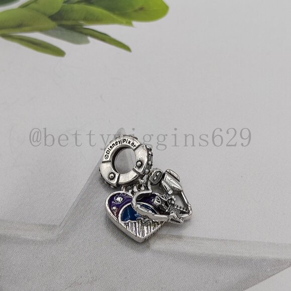 Pandora Pixar Wall-E & Eve Glow-in-the-dark Dangle Charm - Picture 4 of 7